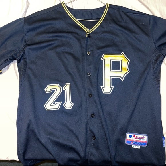 Roberto Clemente Pittsburgh Pirates Jersey - Picture 1 of 3